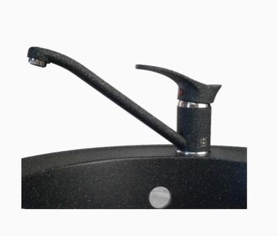 f2c3bee3-a79b-11e6-a37d-10c37b94c905-1