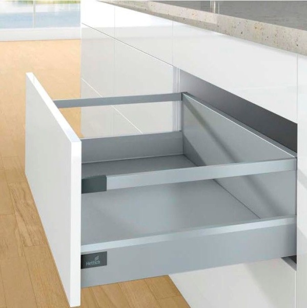 f5efe7d8-fe52-11ea-b17a-001e670406c4-1